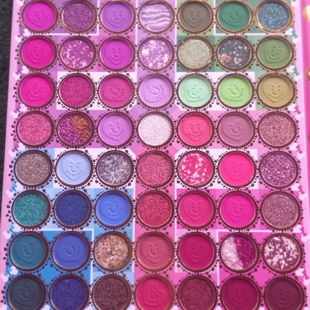 Pup Cute eyeshadow